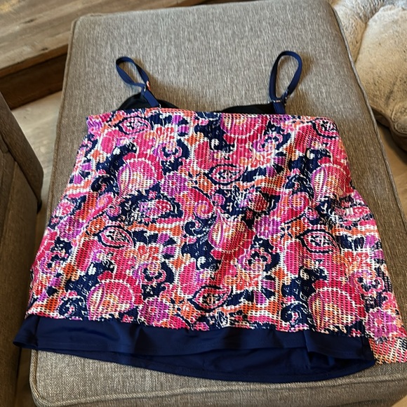 Croft & Barrow floral swimsuit top, size XXL - Picture 6 of 6